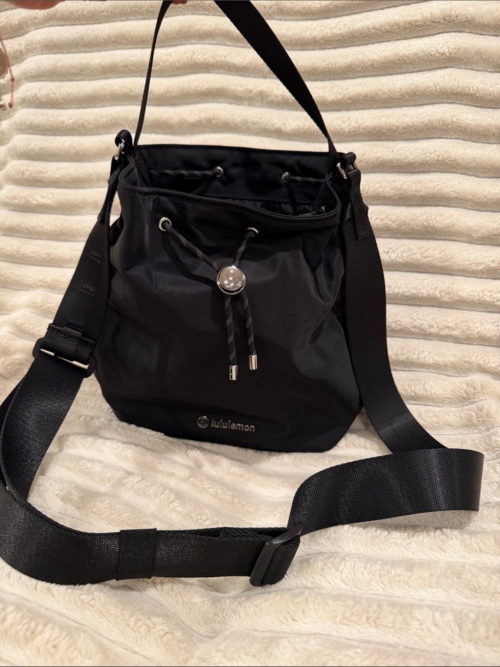 lululemon  Drawstring Bucket Crossbody bag 5L